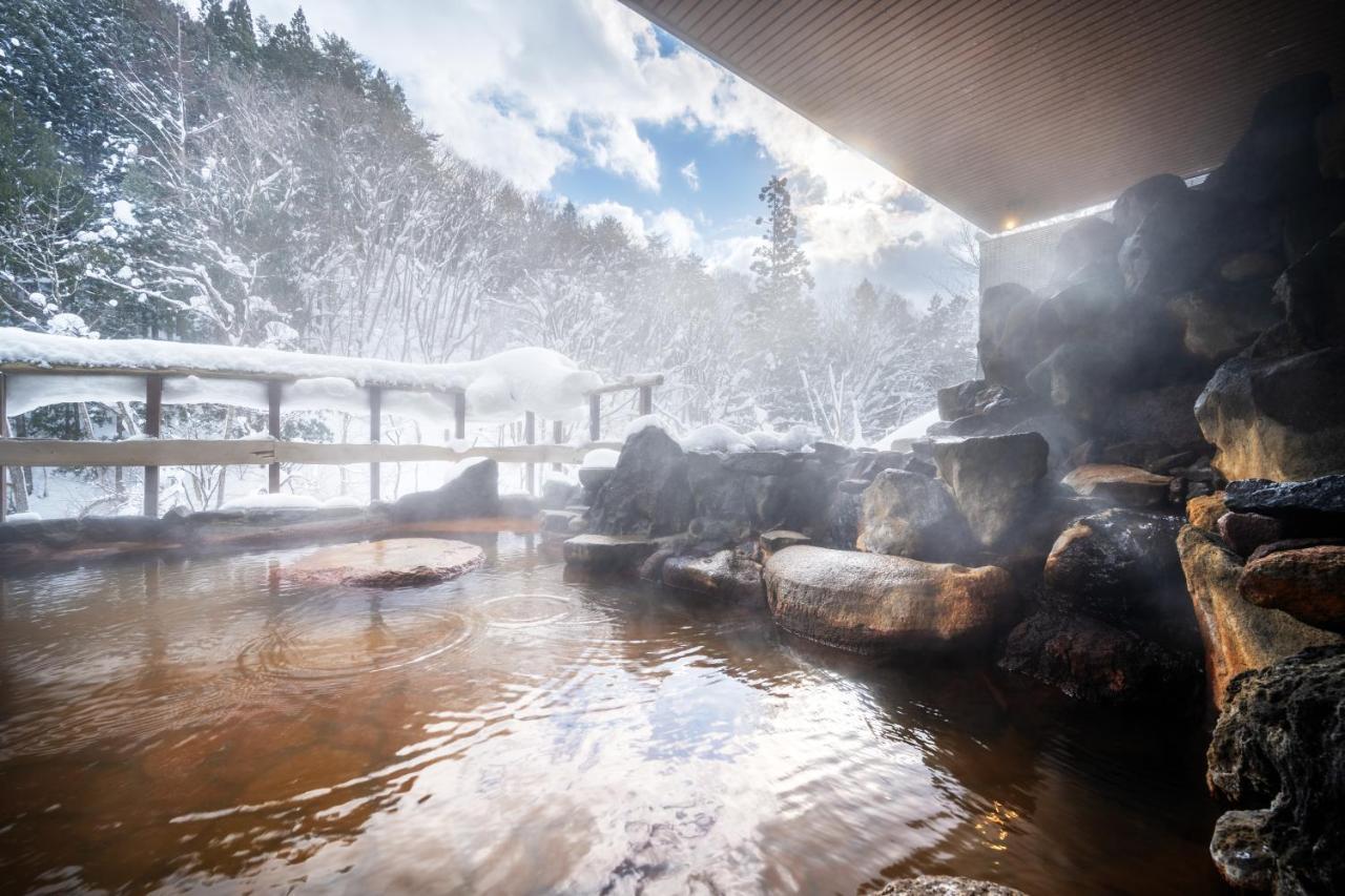 Yukemuri No Yado Inazumi Onsen Yuzawa  Exterior photo