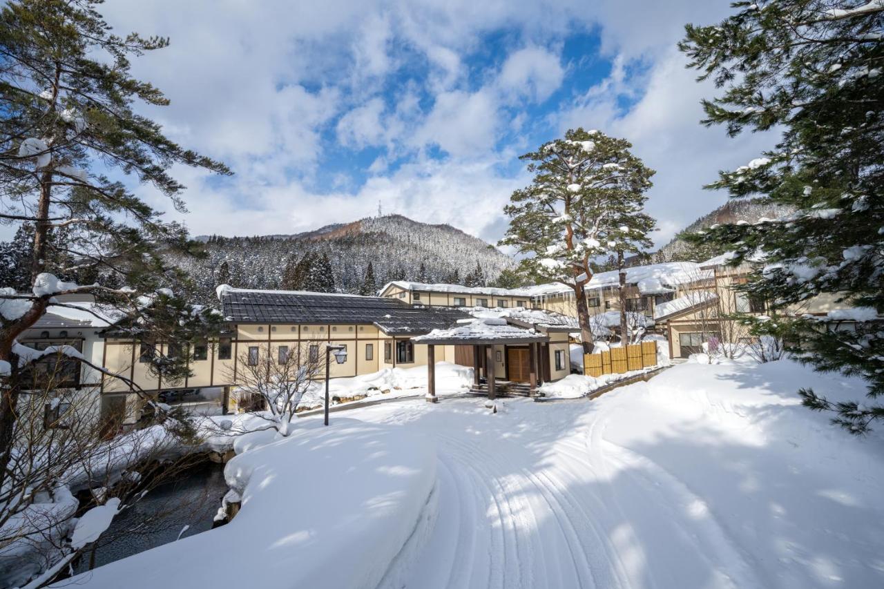 Yukemuri No Yado Inazumi Onsen Yuzawa  Exterior photo